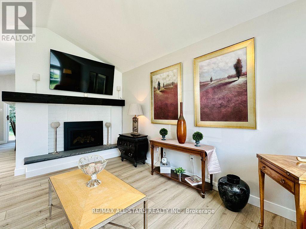 36 Russell Hill Road Property Photo 9