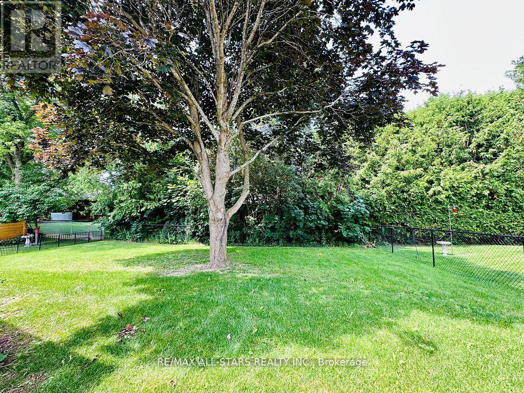 36 Russell Hill Road Property Photo 28