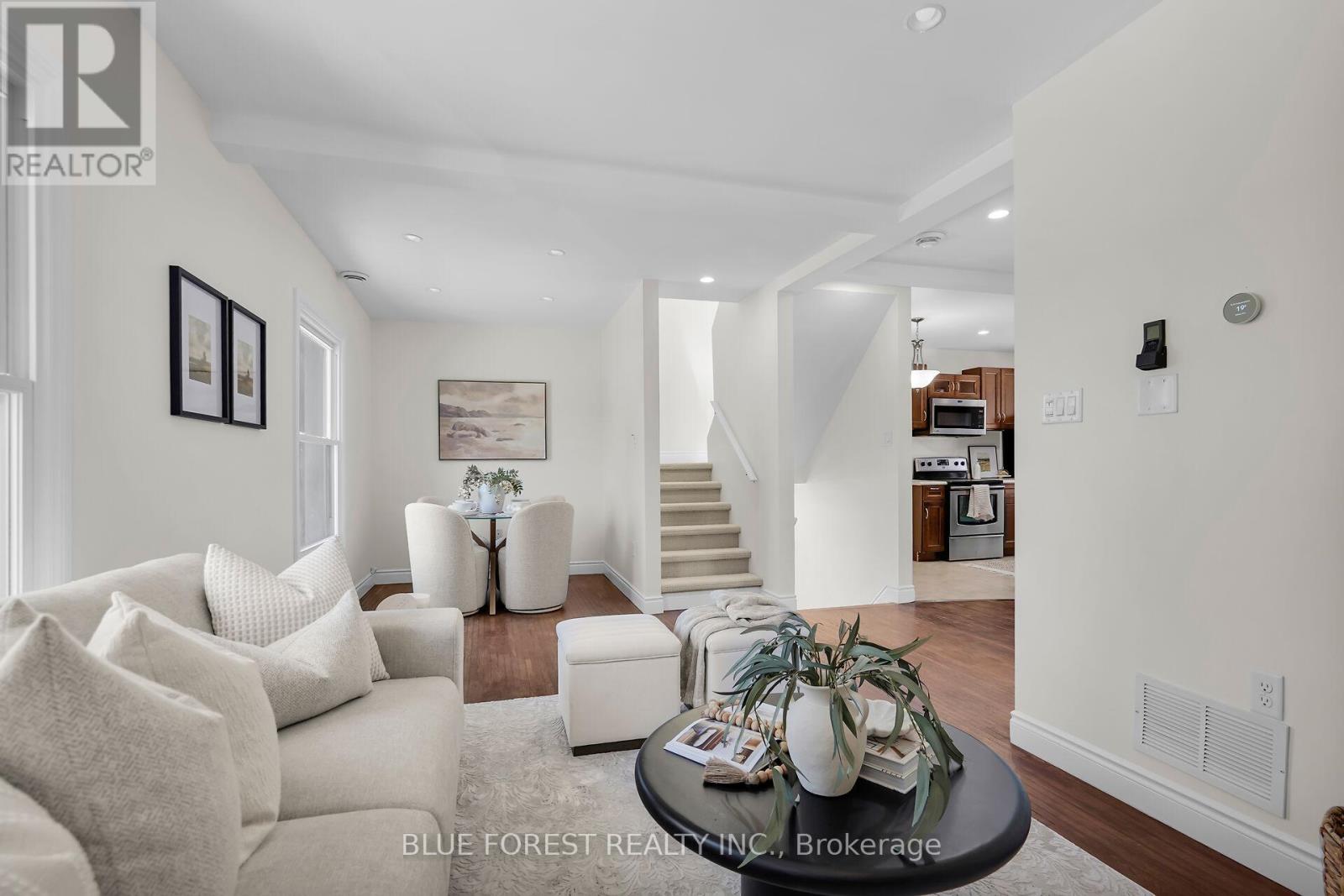 18 Belgrave Avenue Property Photo 6