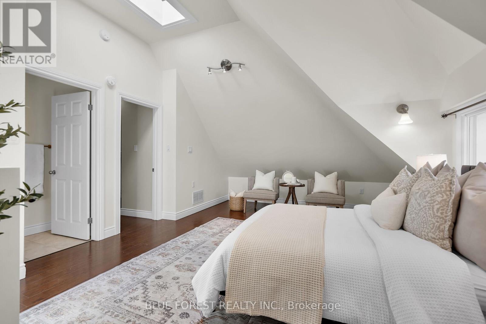 18 Belgrave Avenue Property Photo 21