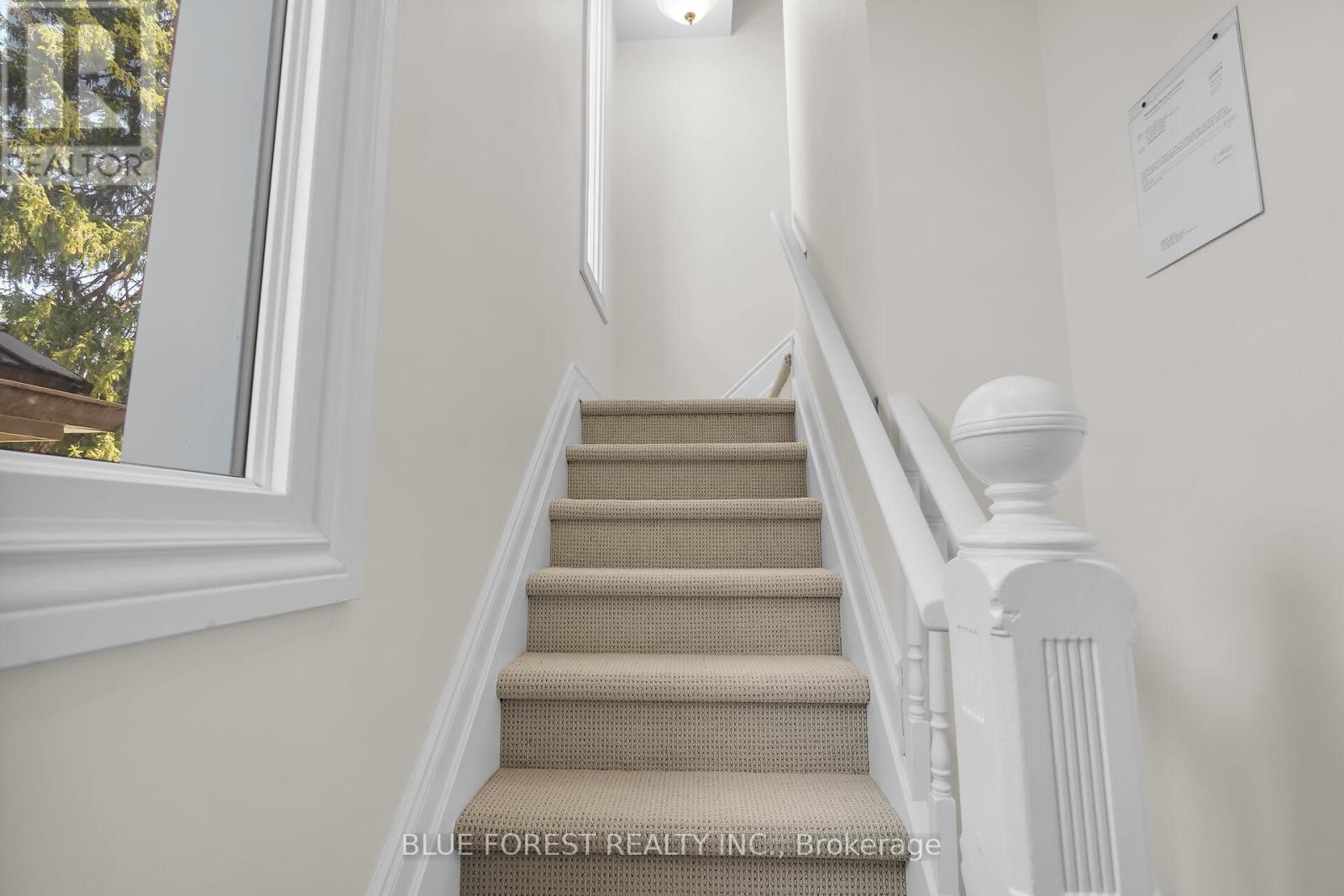 18 Belgrave Avenue Property Photo 27