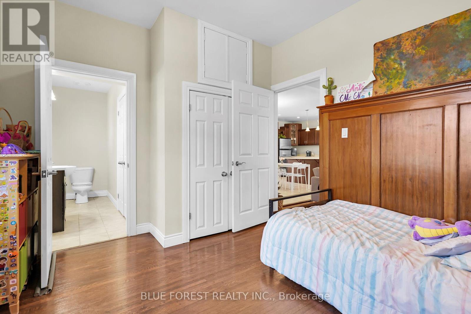18 Belgrave Avenue Property Photo 33