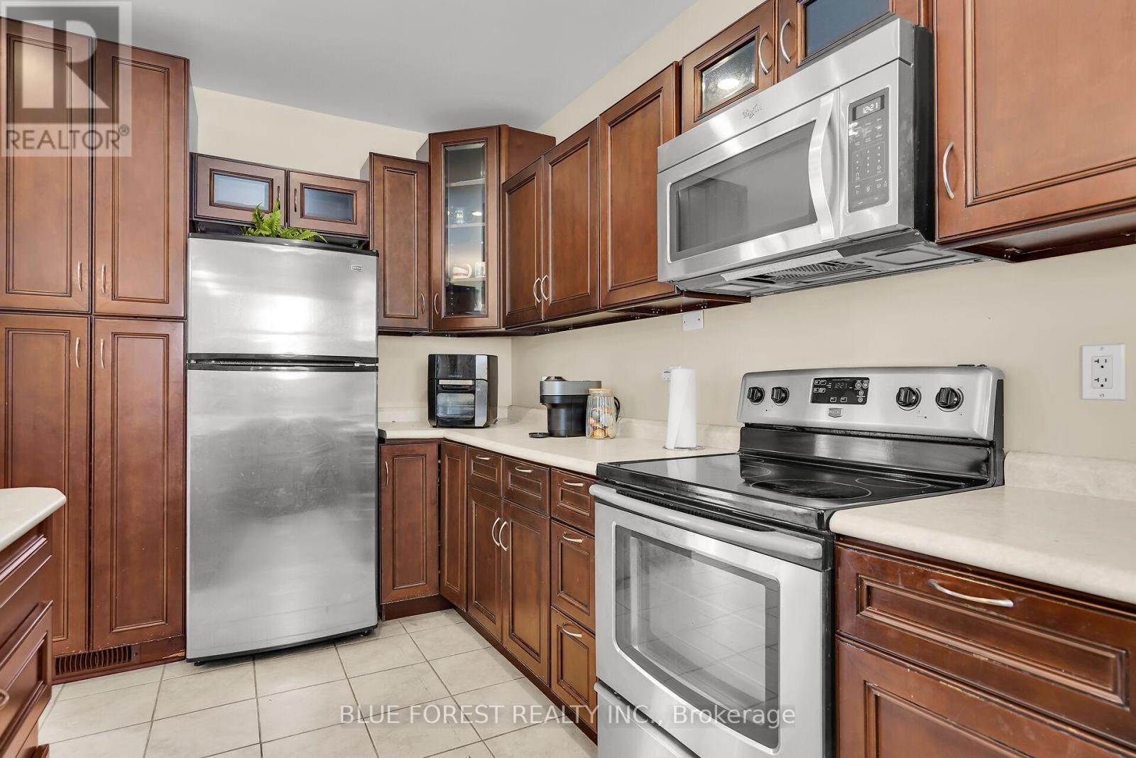 18 Belgrave Avenue Property Photo 38