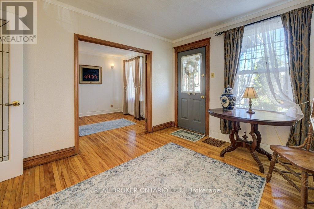 458 Upper Wentworth Street Property Photo 7