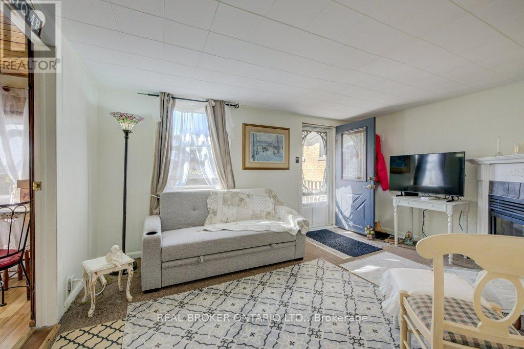 458 Upper Wentworth Street Property Photo 18