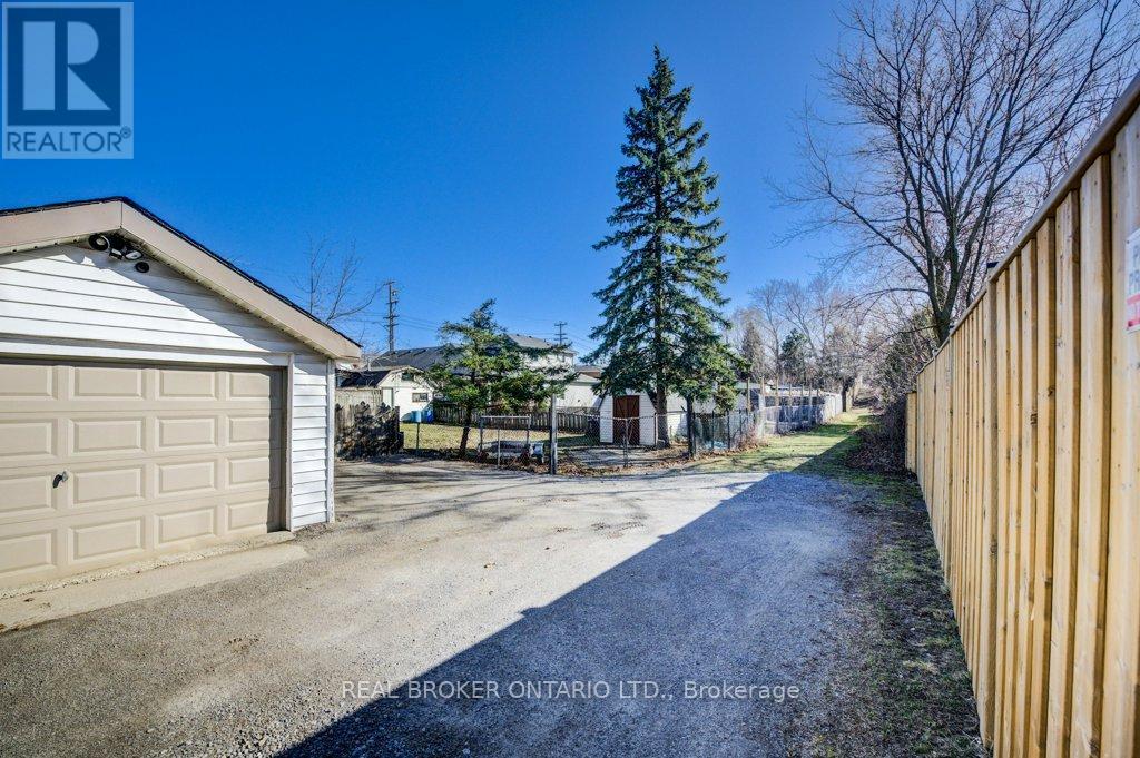 458 Upper Wentworth Street Property Photo 41