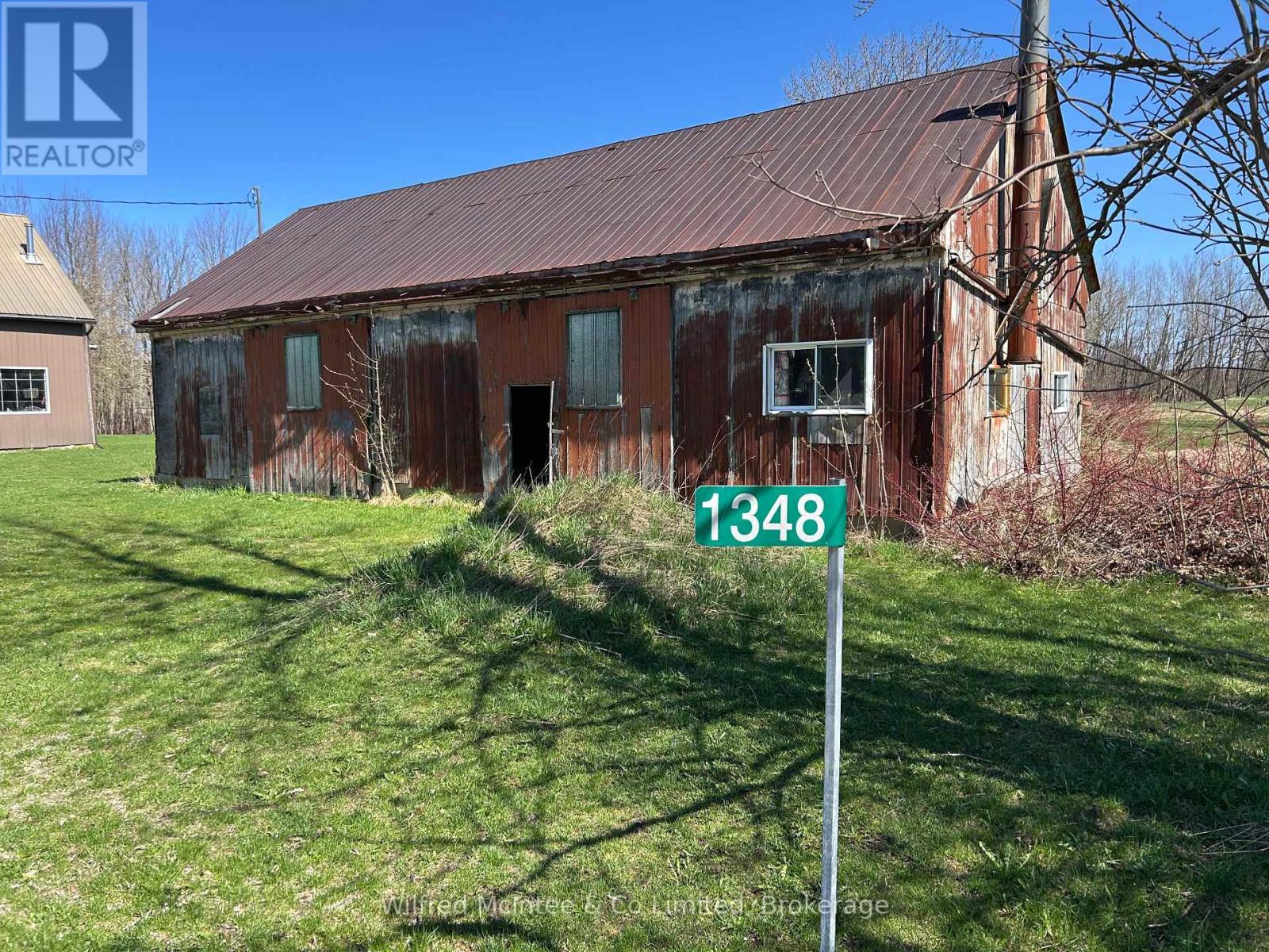 1348 Bruce Road 15