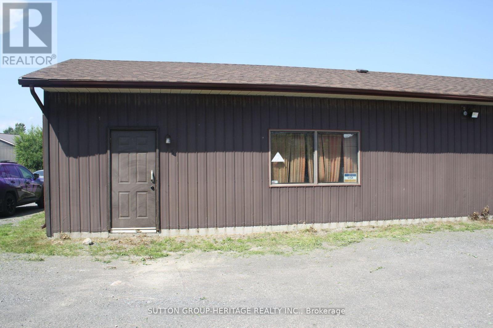 1 - 30 Frankford Crescent Property Photo 15