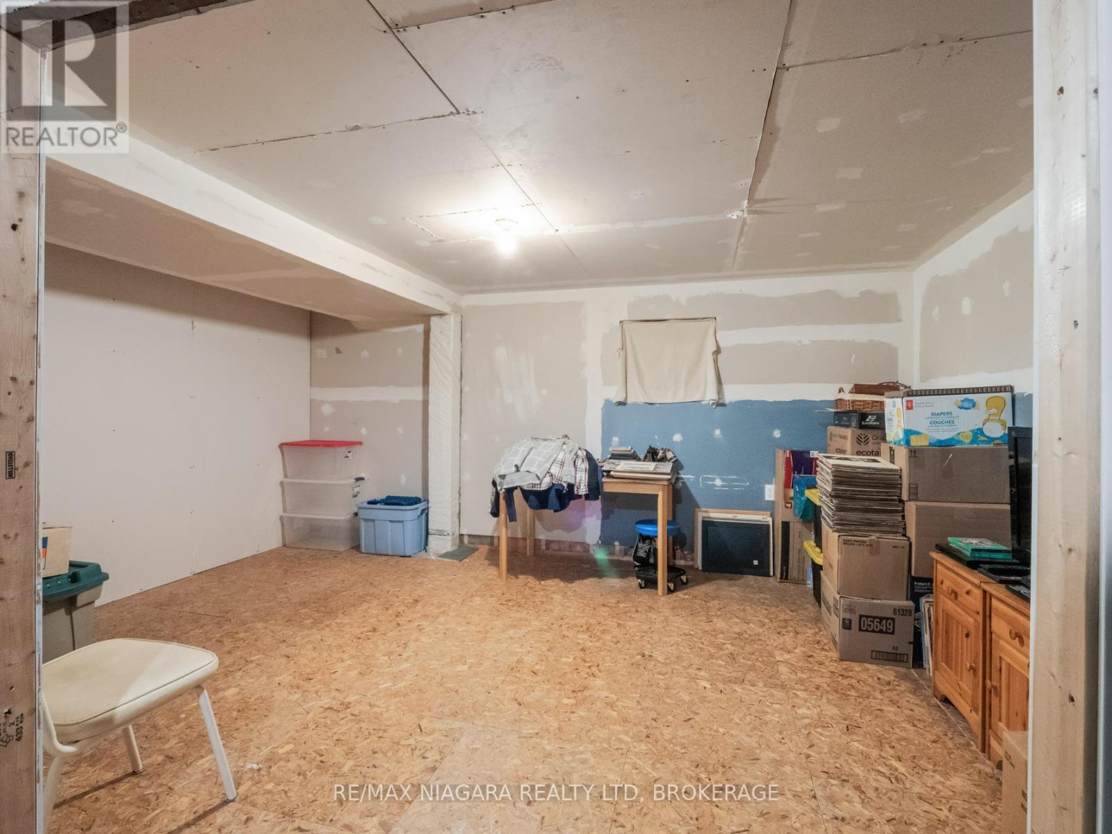 215 Phipps Street Property Photo 22