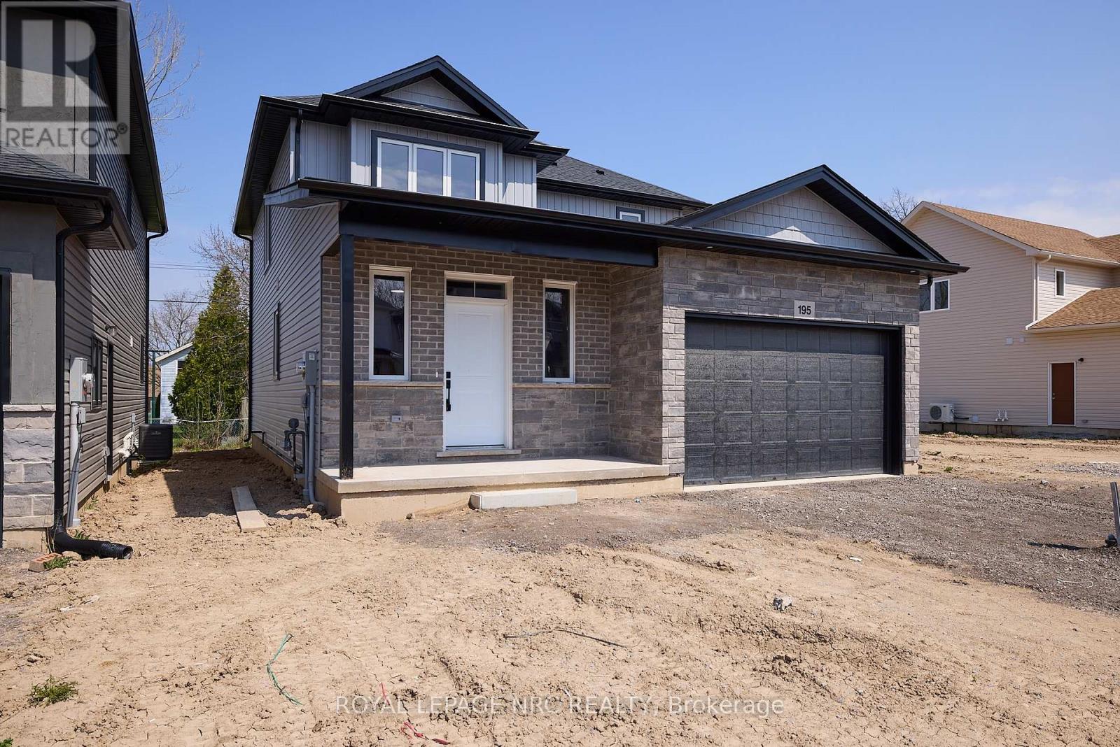 195 Hodgkins Avenue Property Photo 1