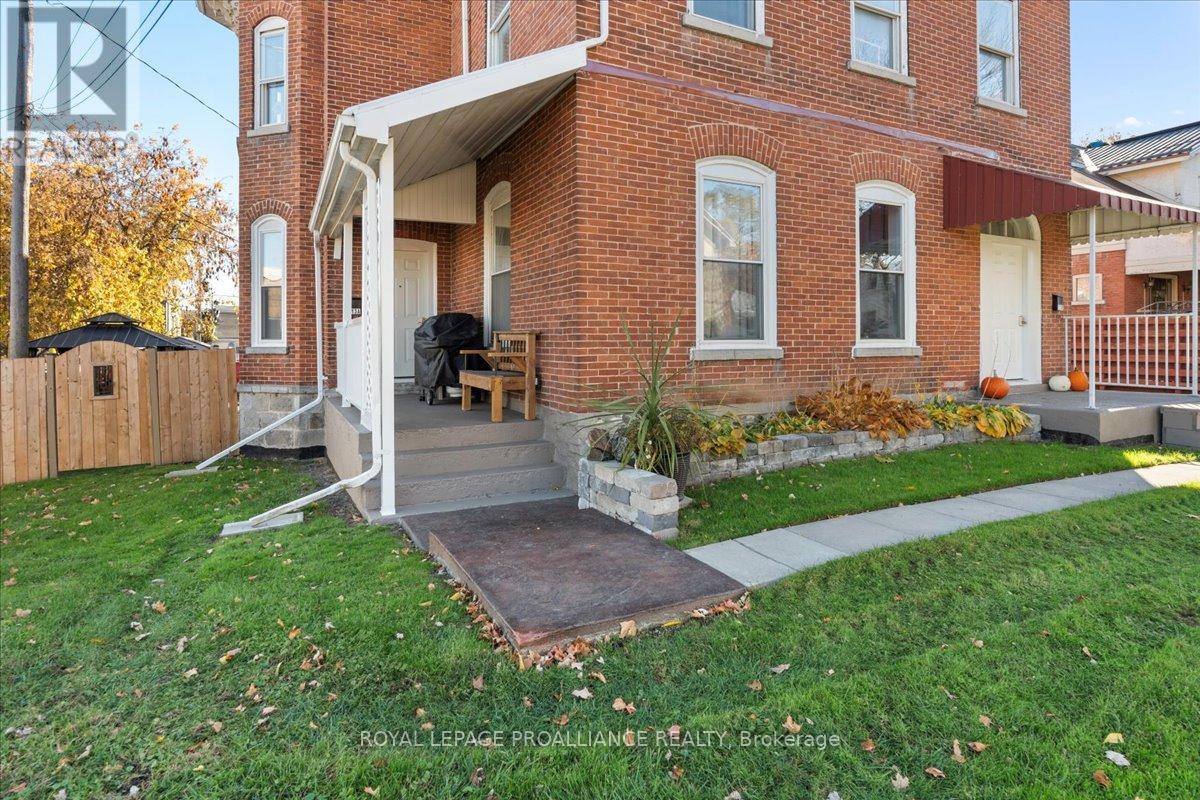 13 Church St Property Photo 2
