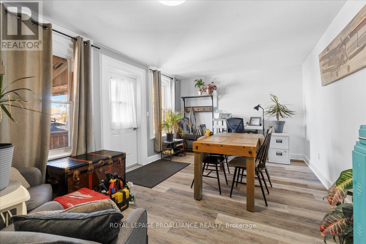 13 Church St Property Photo 6