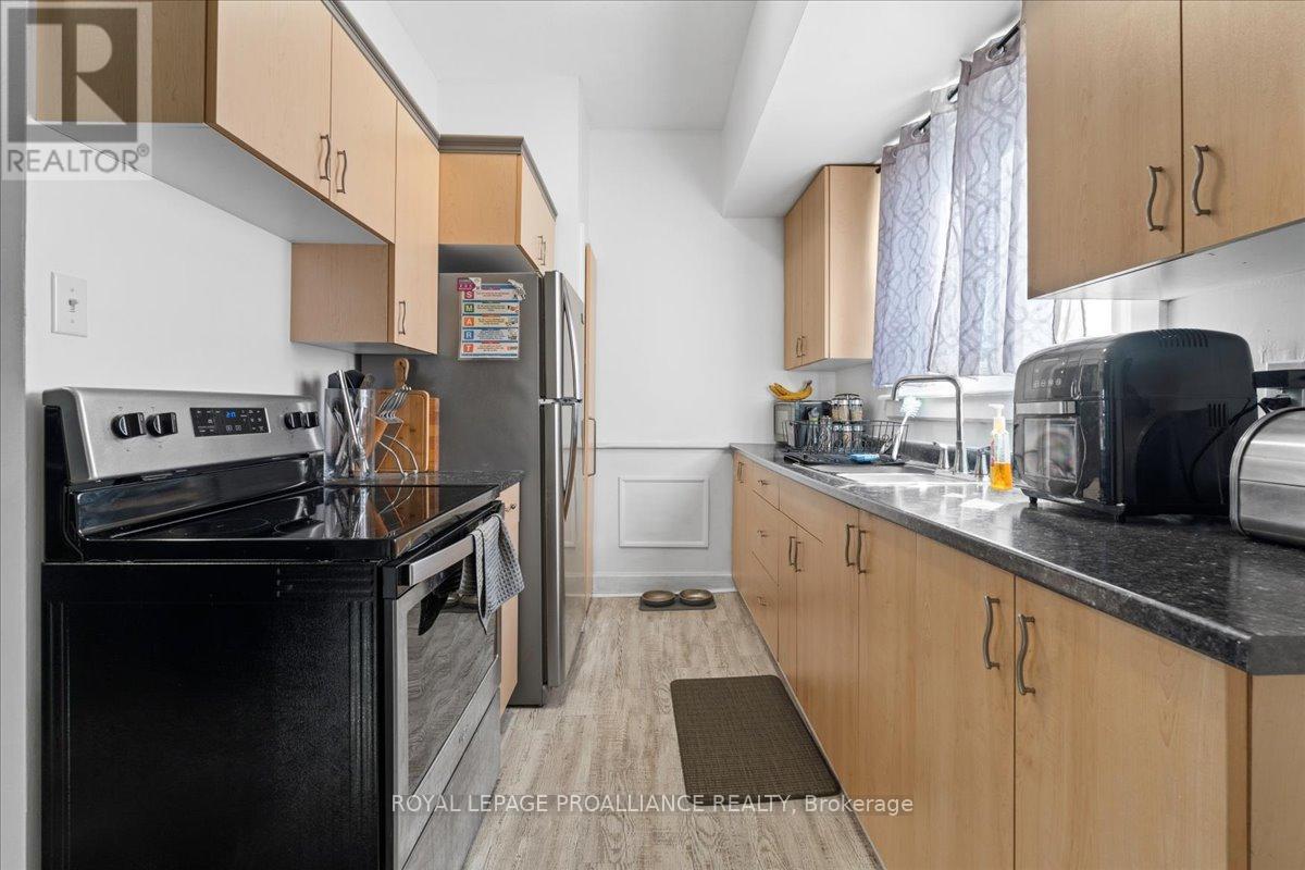 13 Church St Property Photo 7