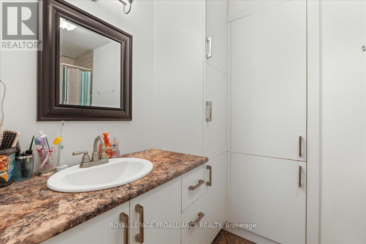 13 Church St Property Photo 20