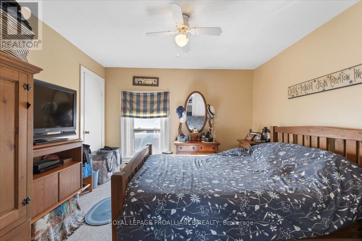 13 Church St Property Photo 29