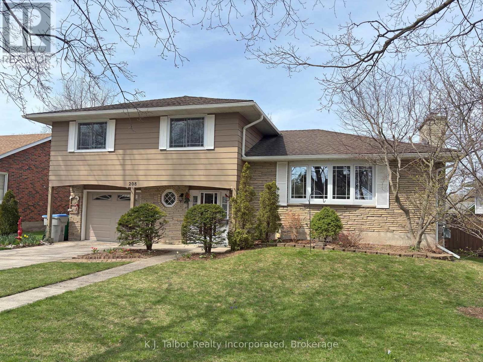 208 Palmerston Street Property Photo 1