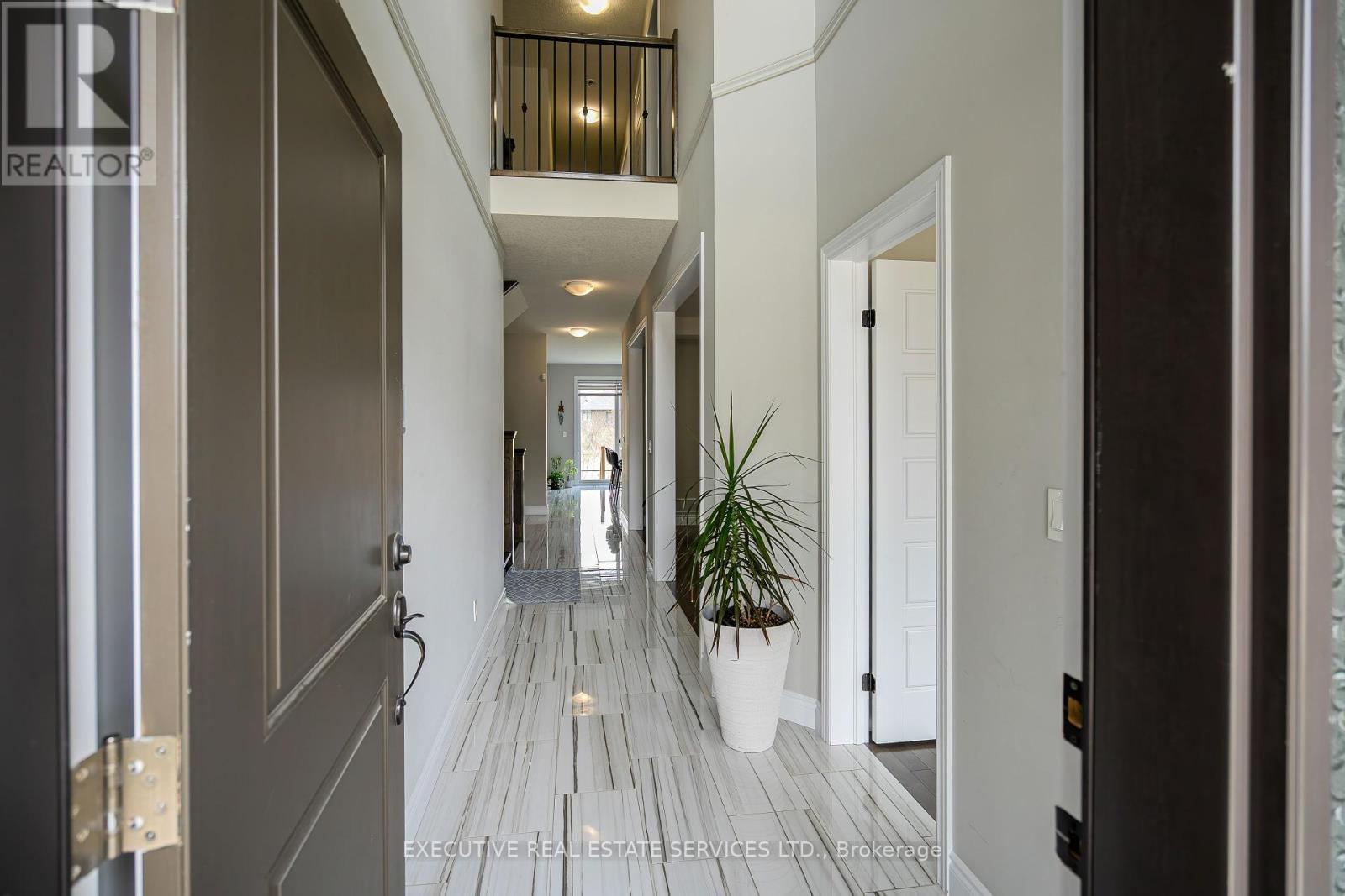 337 Masters Drive Property Photo 3