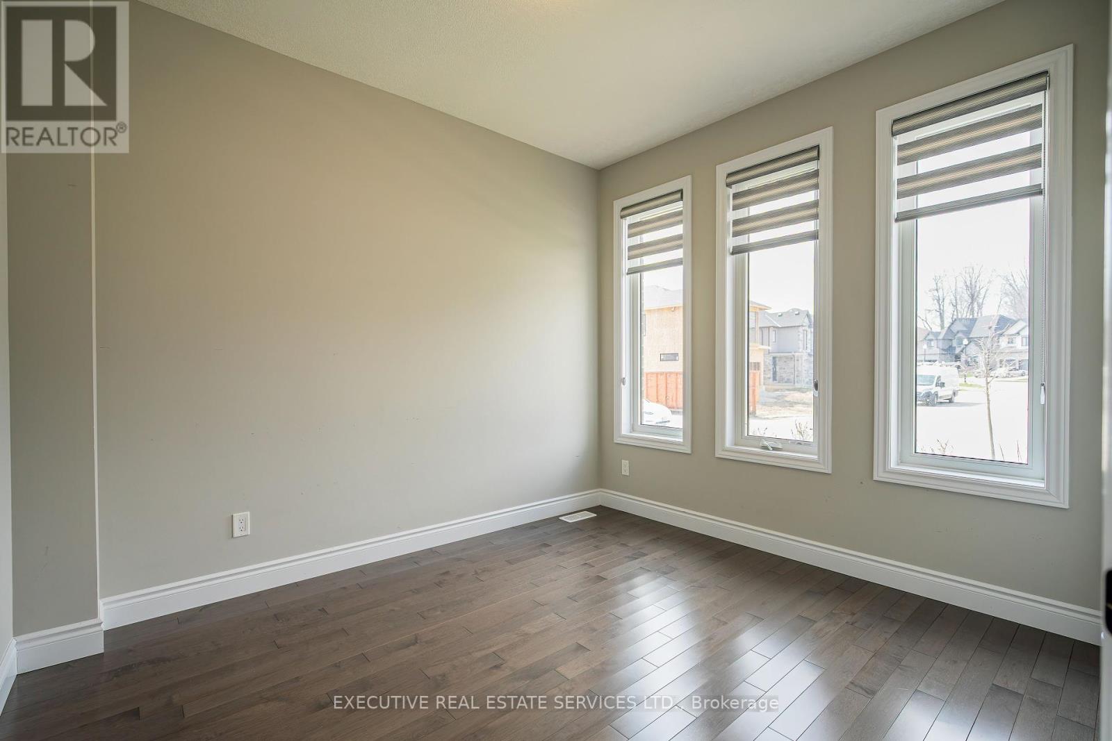 337 Masters Drive Property Photo 10