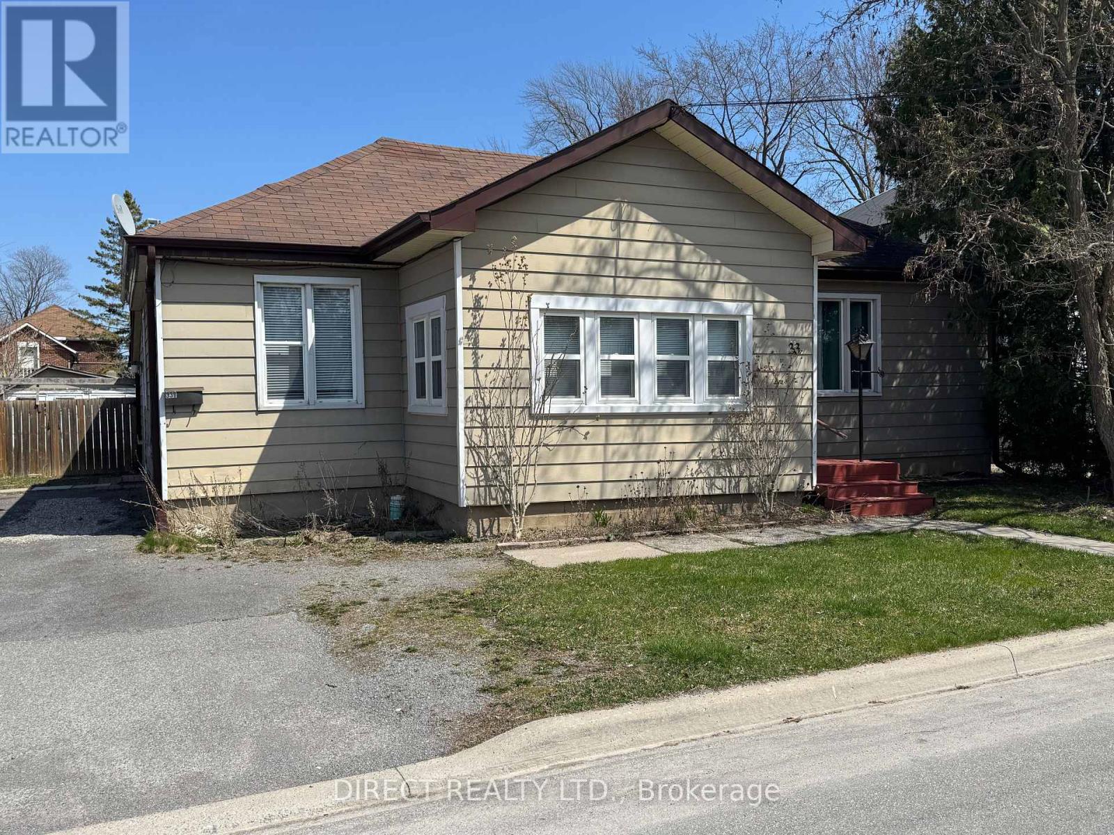 33 Sinclair Street Property Photo 2