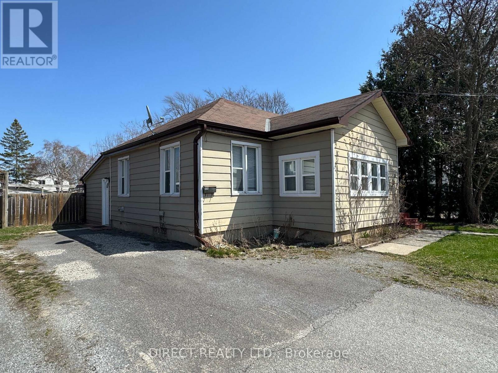 33 Sinclair Street Property Photo 5