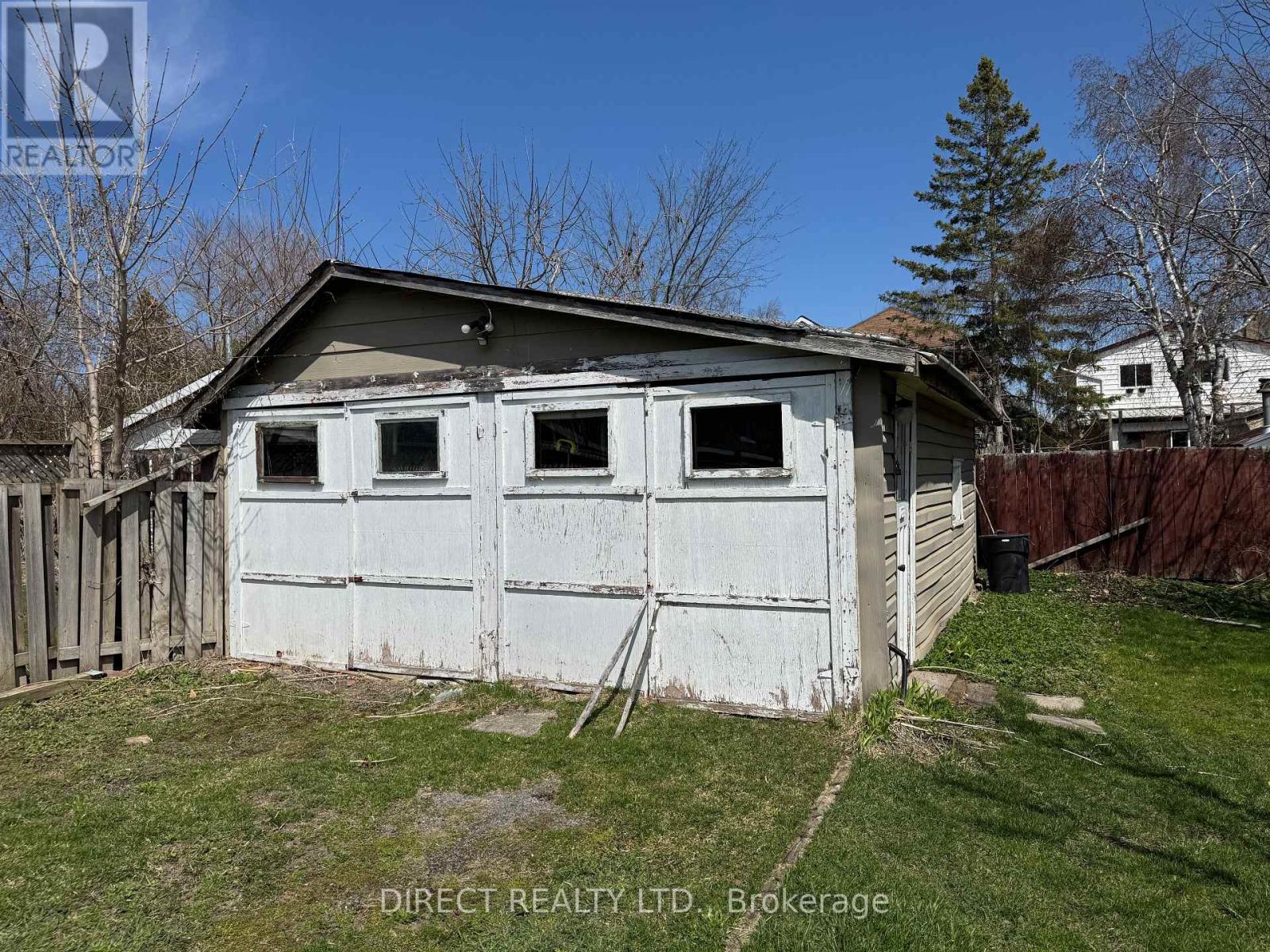 33 Sinclair Street Property Photo 7