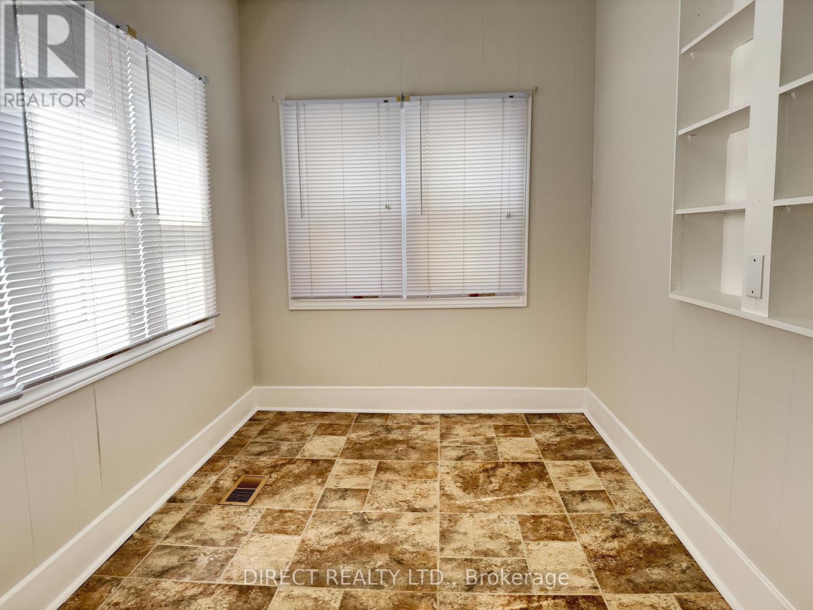 33 Sinclair Street Property Photo 11