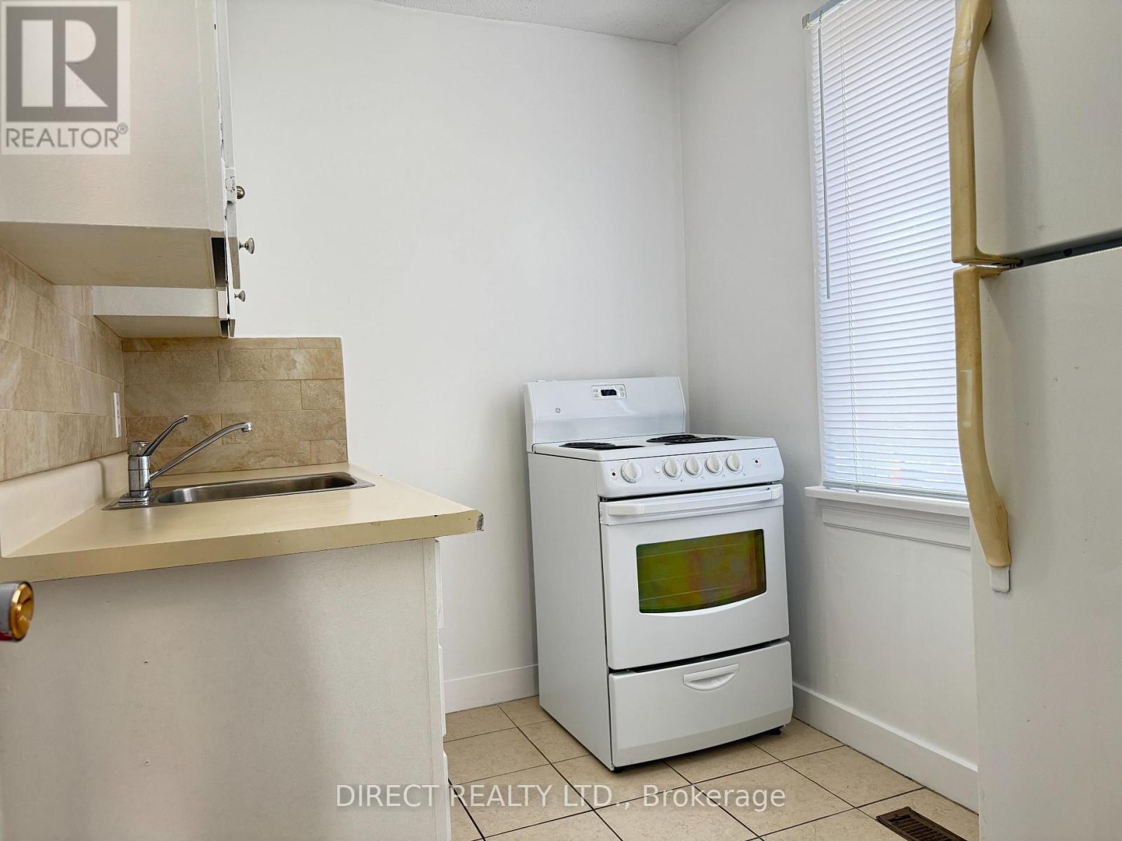 33 Sinclair Street Property Photo 22