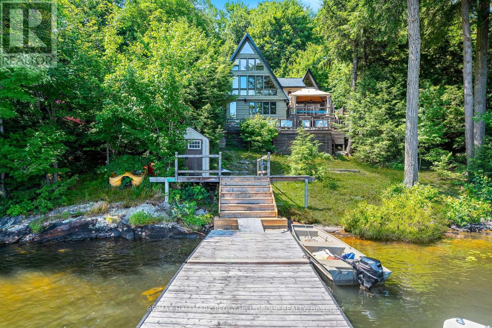 221 Crane Lake Water Property Photo 1