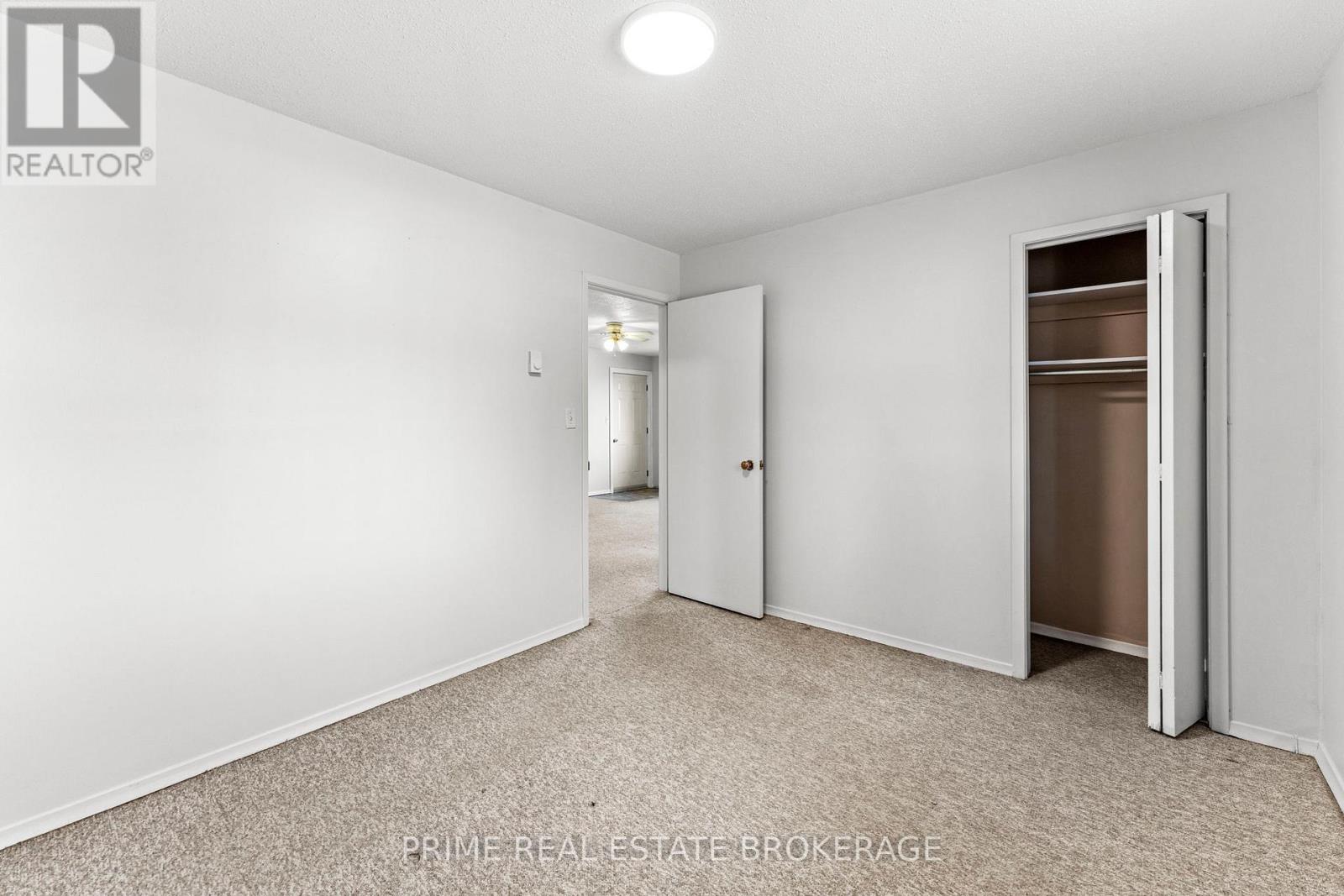 412 Ross Street Property Photo 10