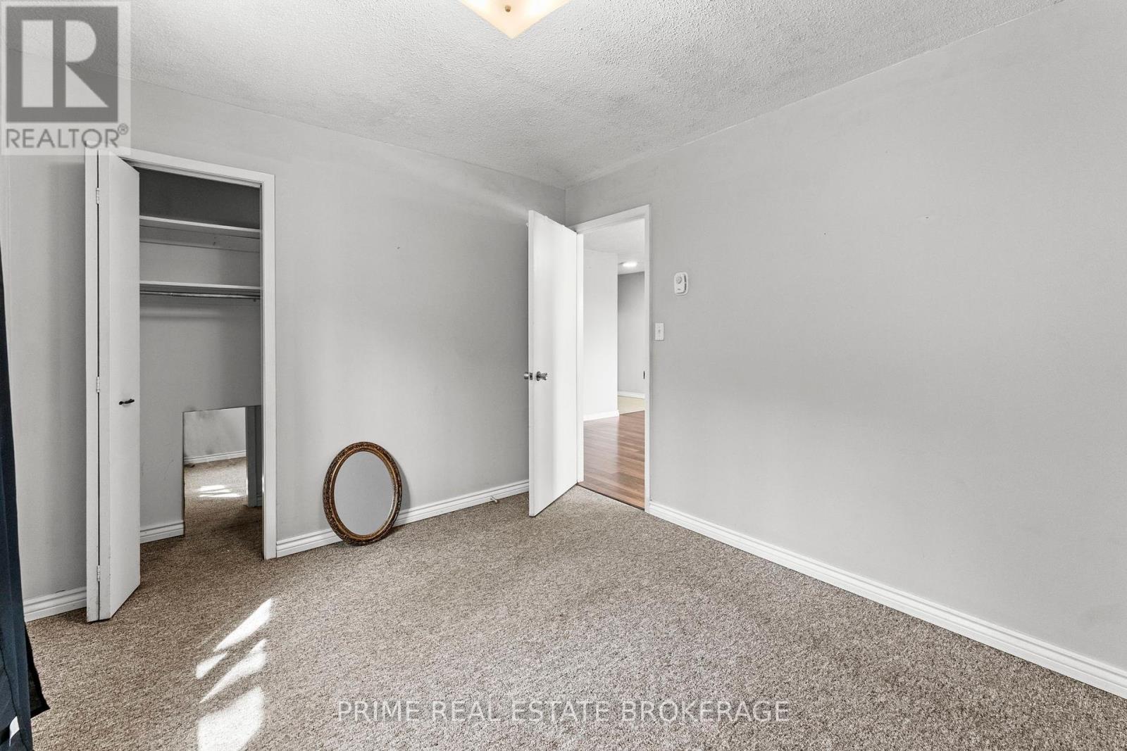 412 Ross Street Property Photo 18