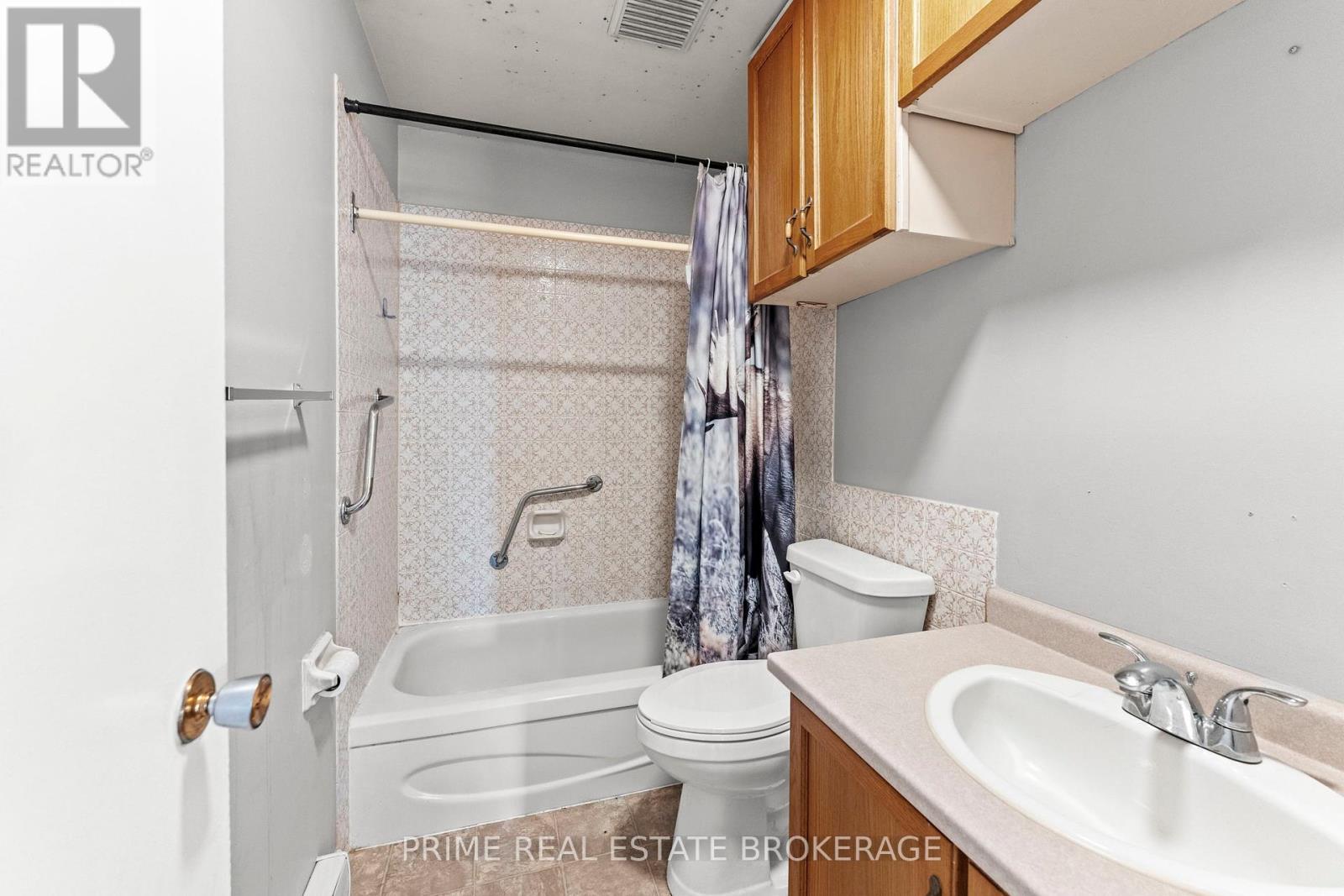 412 Ross Street Property Photo 20