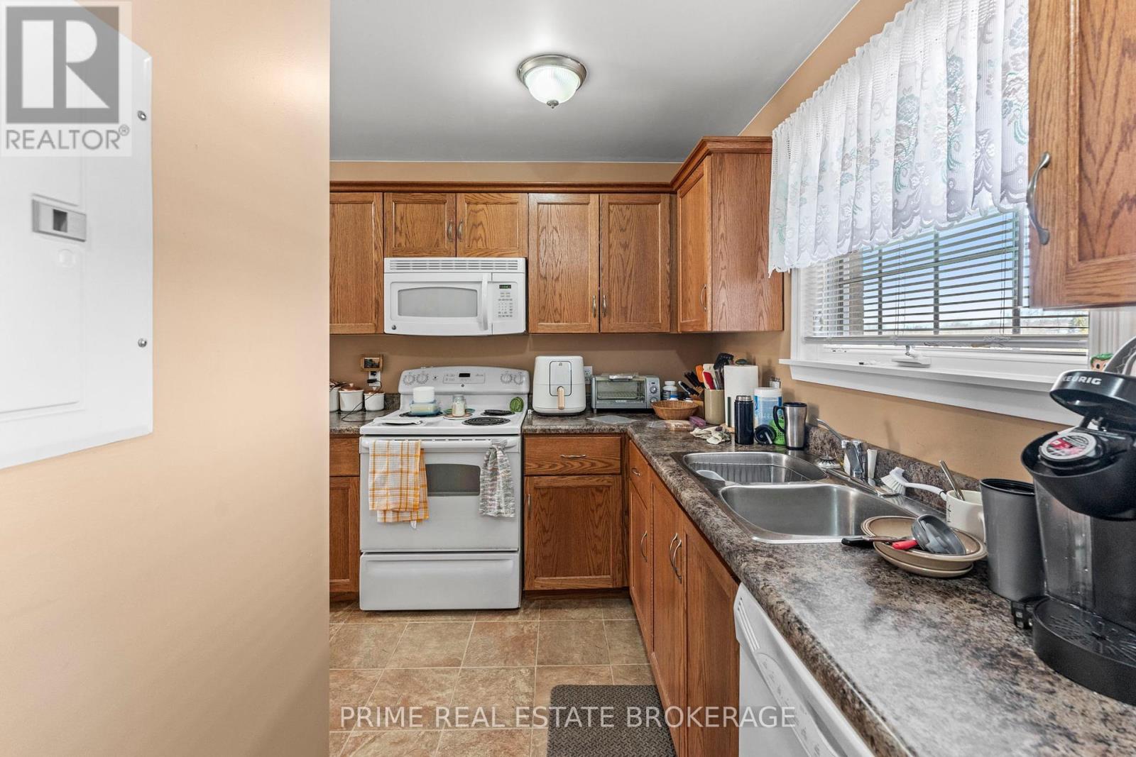 412 Ross Street Property Photo 27