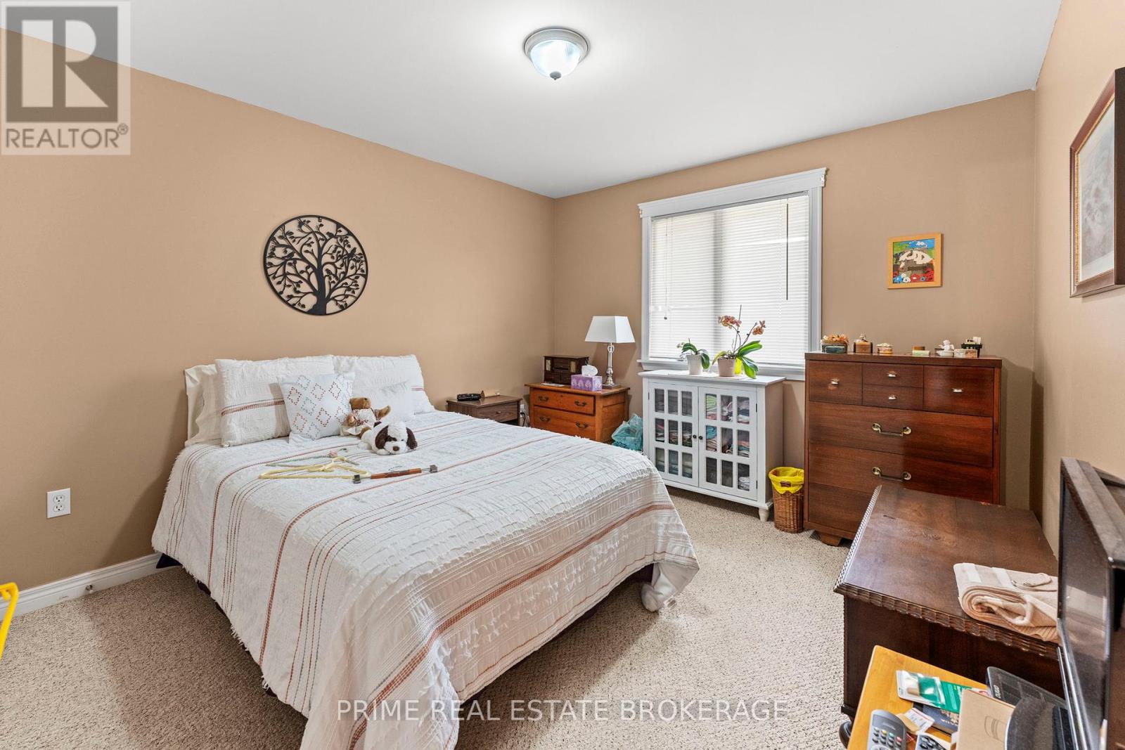 412 Ross Street Property Photo 34