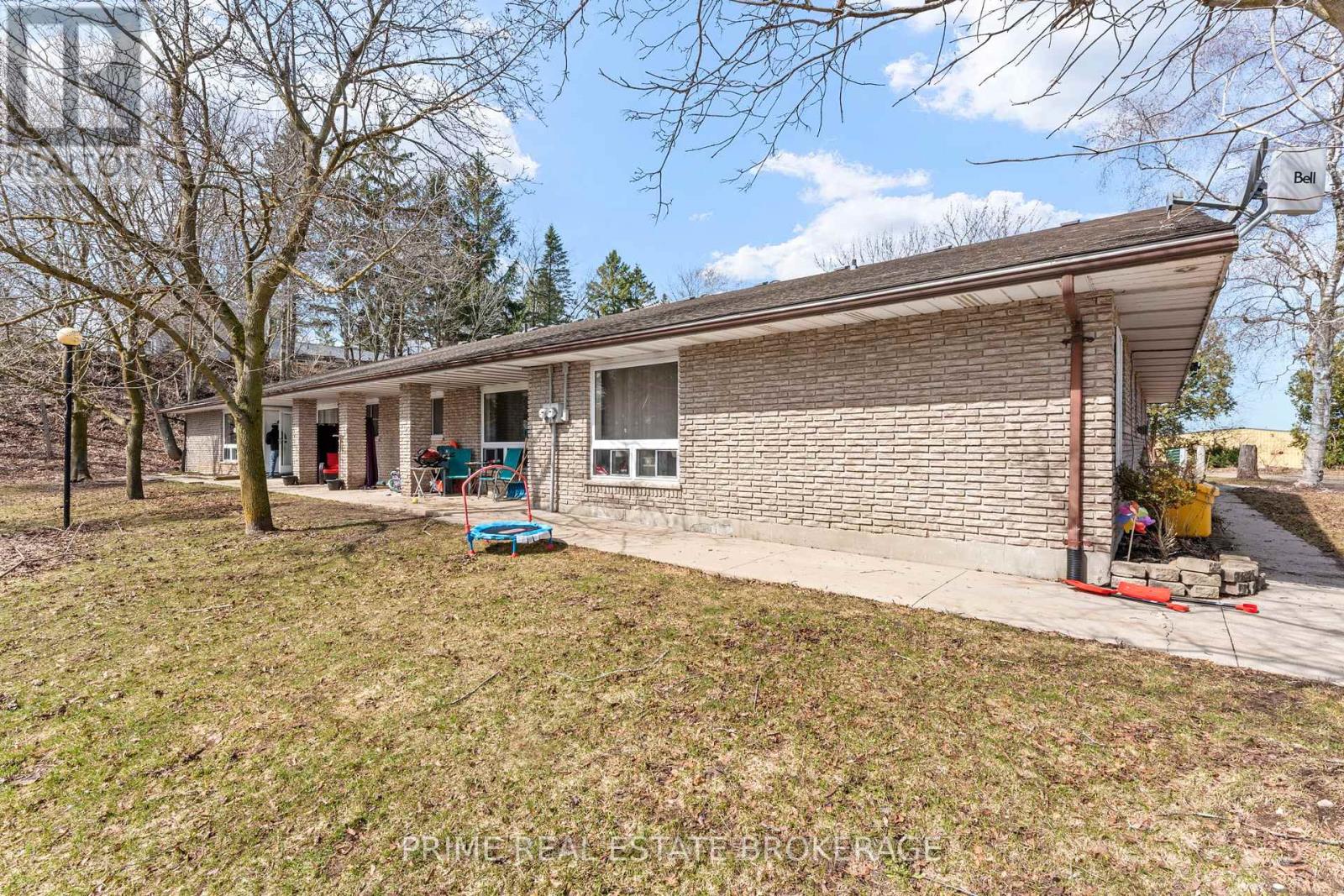 412 Ross Street Property Photo 35