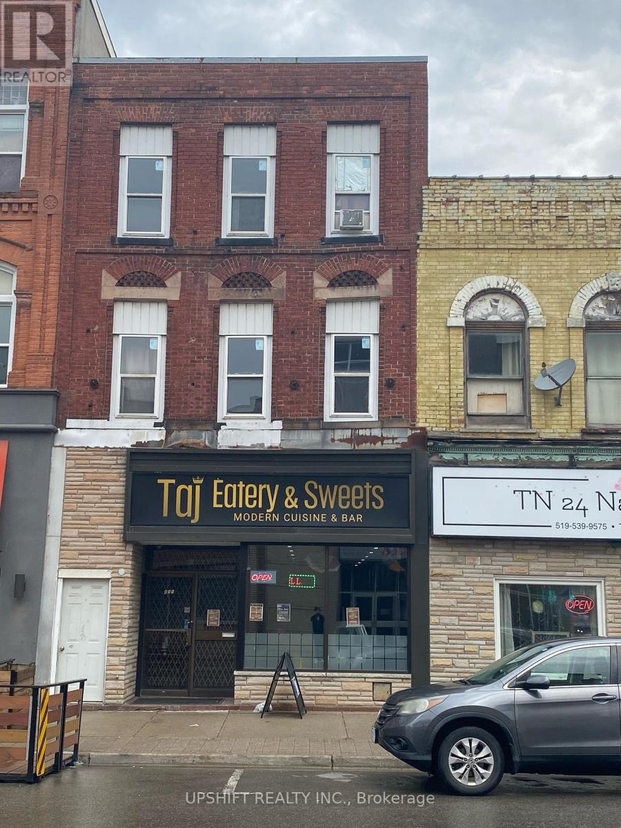 411 Dundas Street Property Photo 3