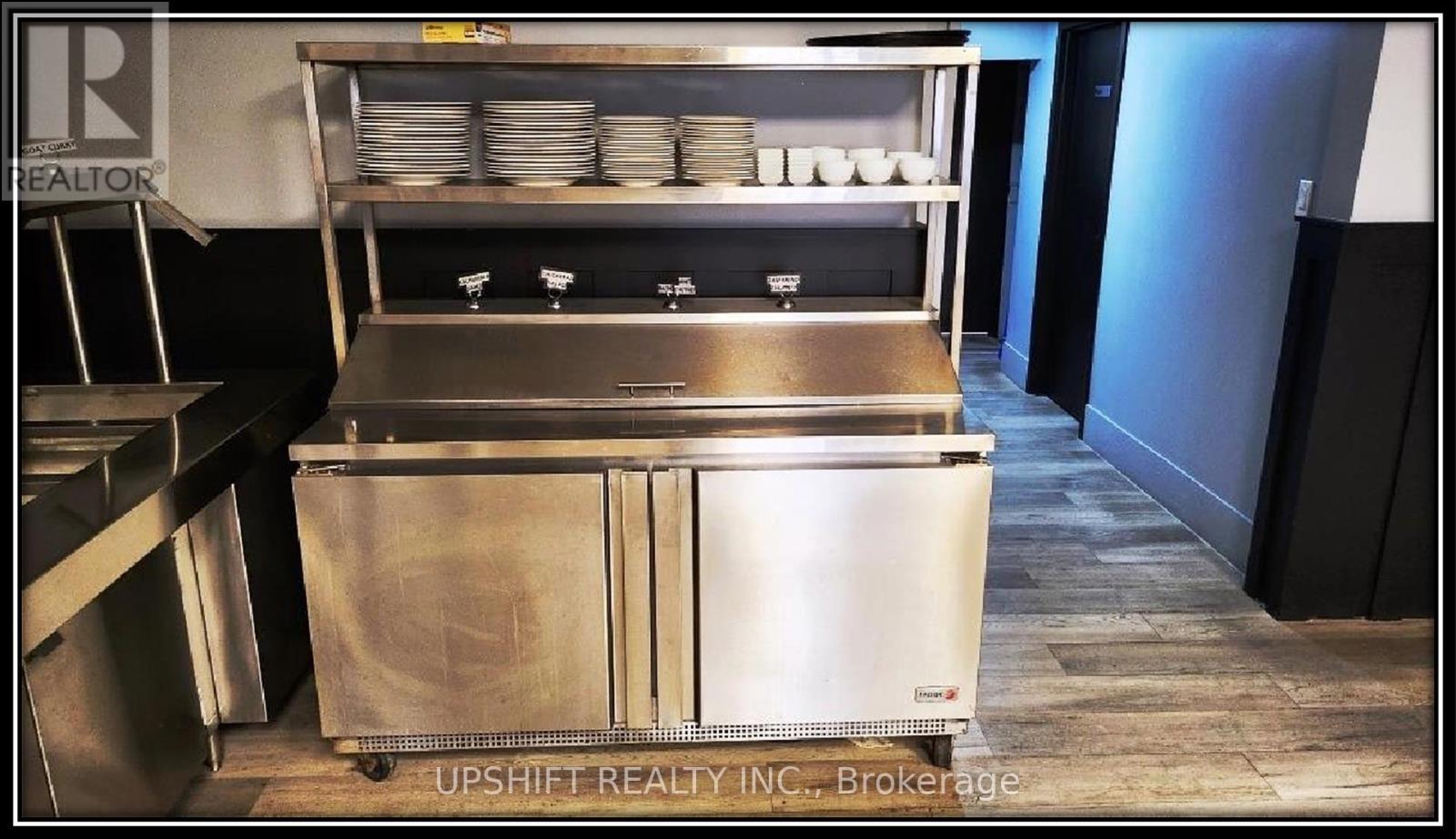 411 Dundas Street Property Photo 8