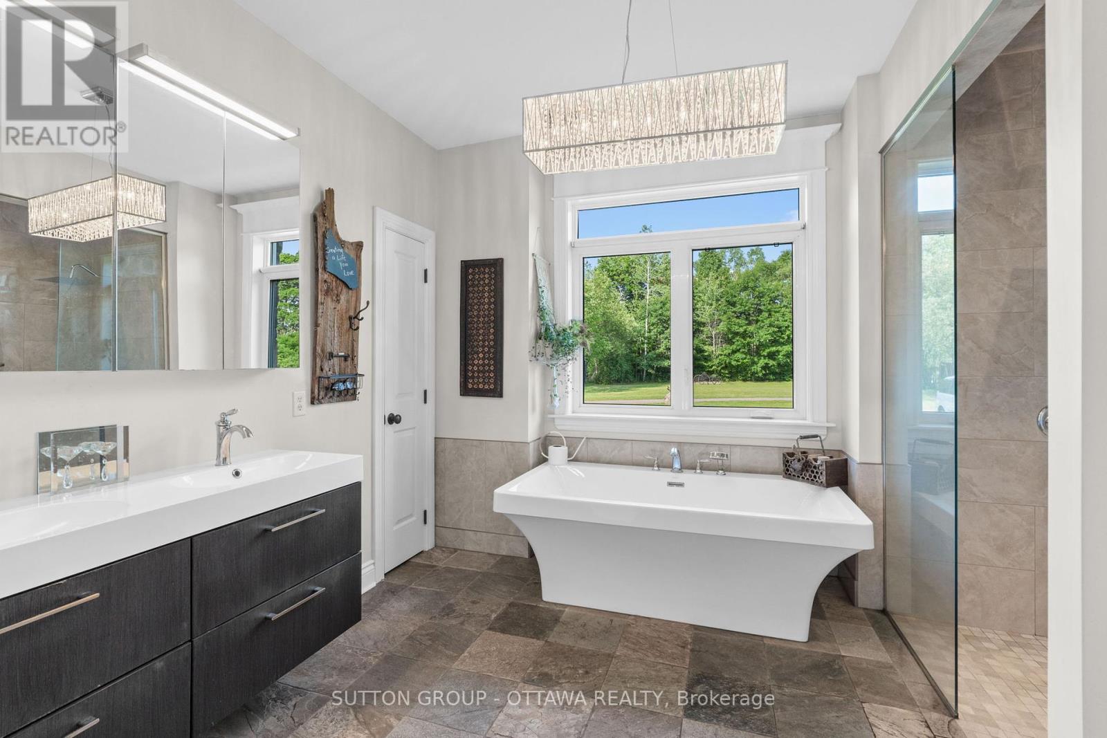 1448 Woito Station Road Property Photo 33
