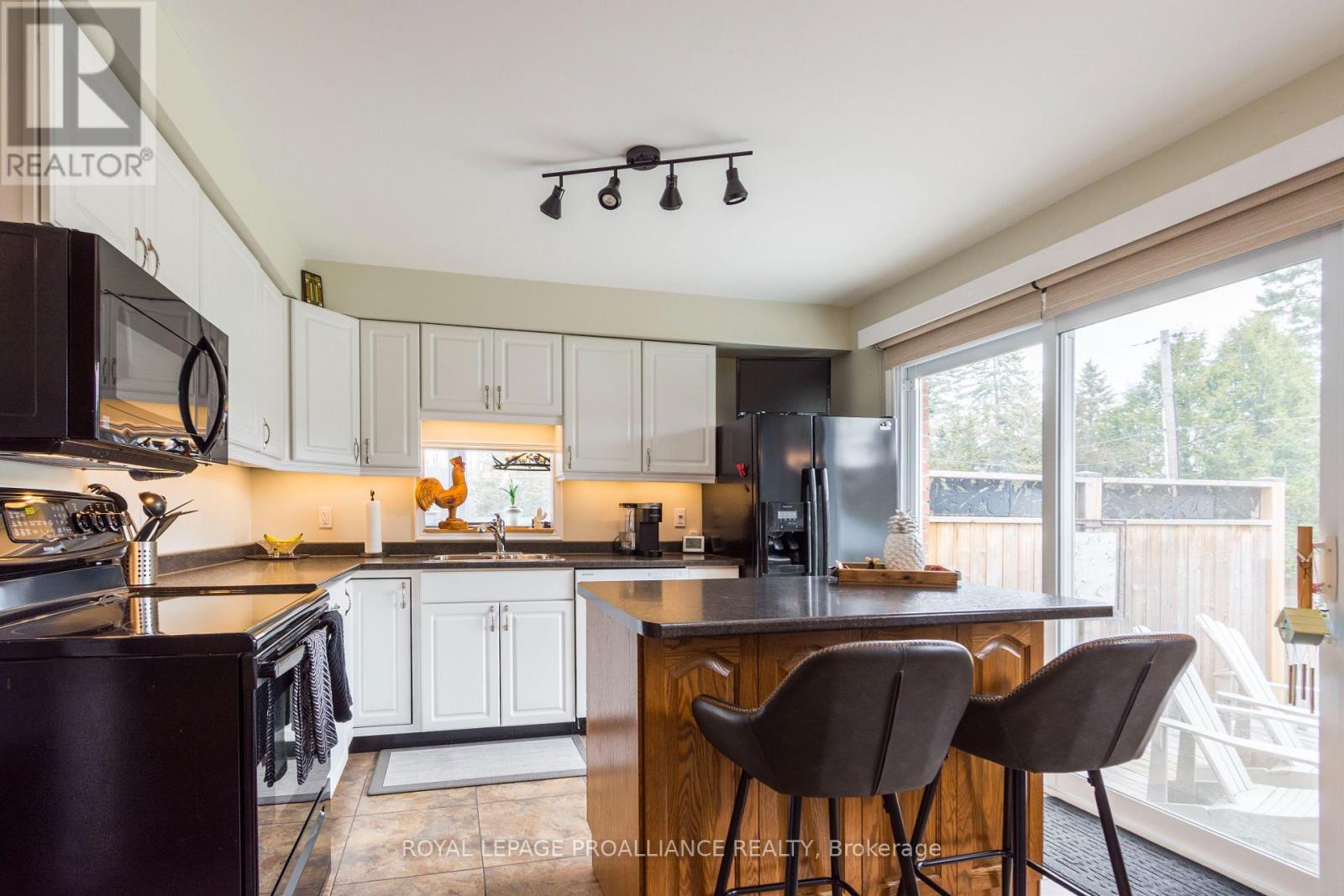 63 Fairlawn Road Property Photo 13