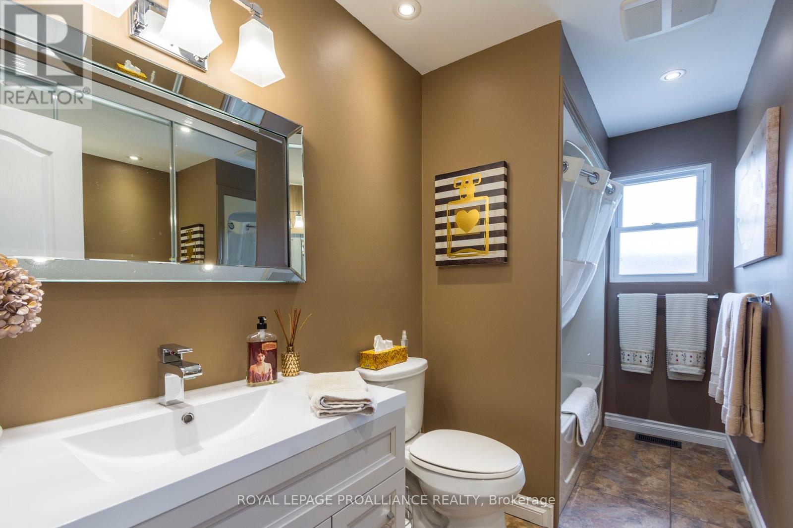 63 Fairlawn Road Property Photo 23