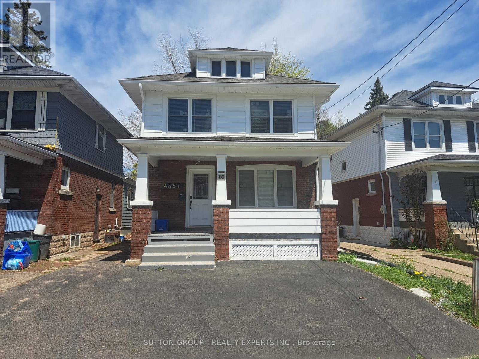 4357 SENECA STREET Property Photo 1