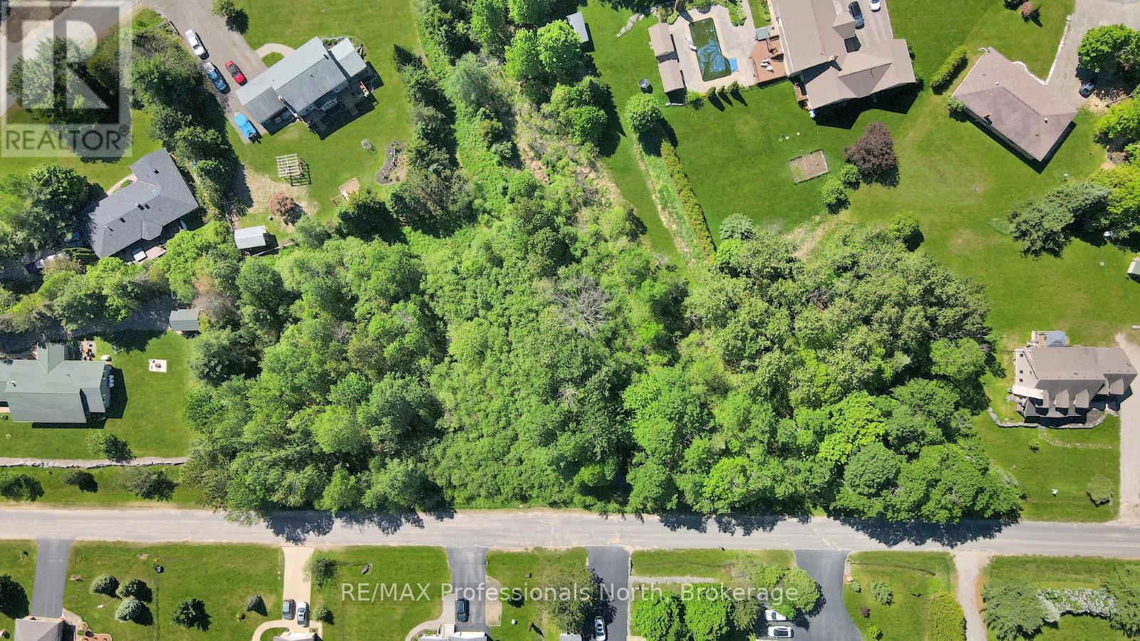 0 Halbiem Crescent Property Photo 1