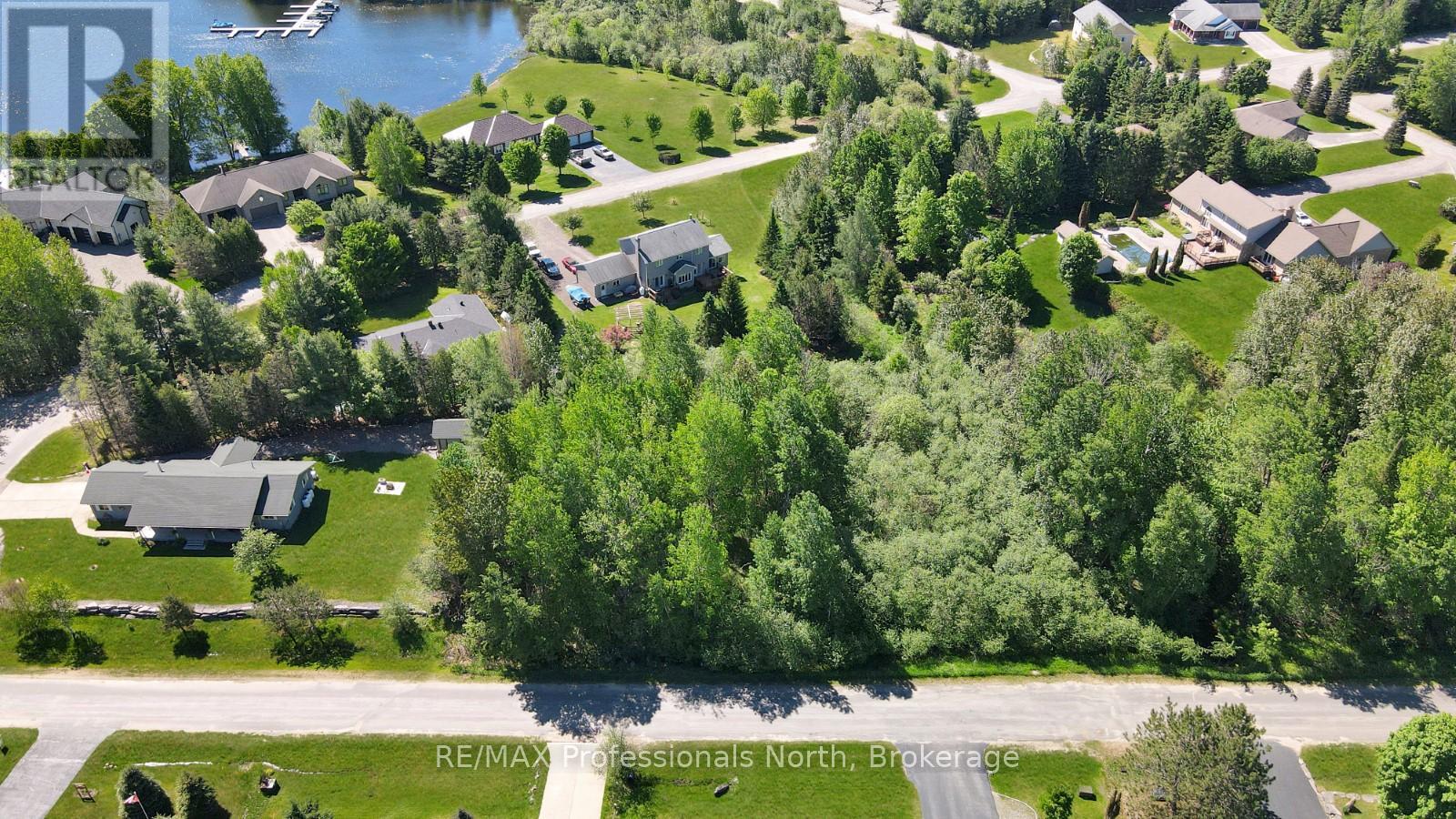 0 Halbiem Crescent Property Photo 2