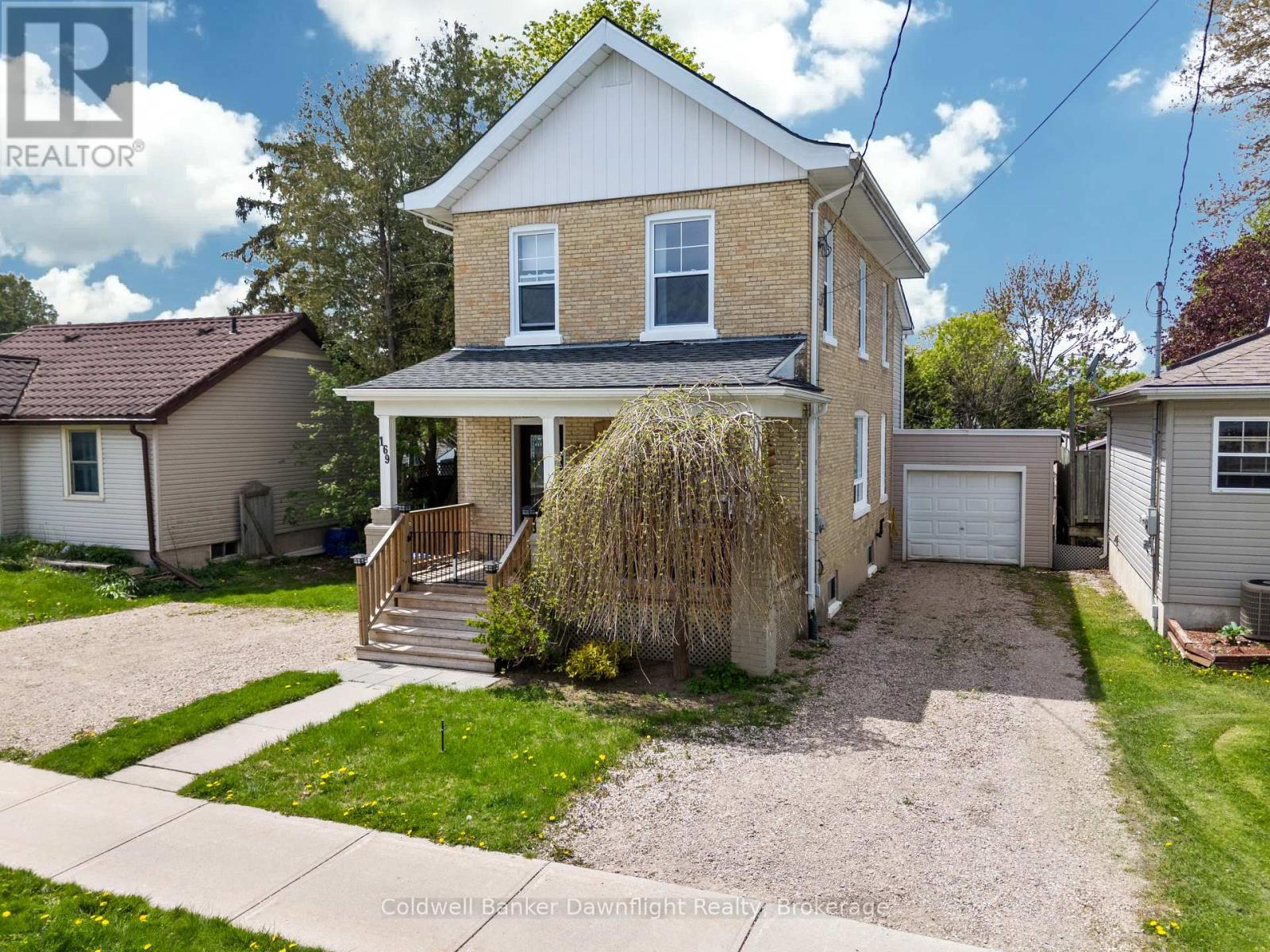 169 Andrew Street Property Photo 2