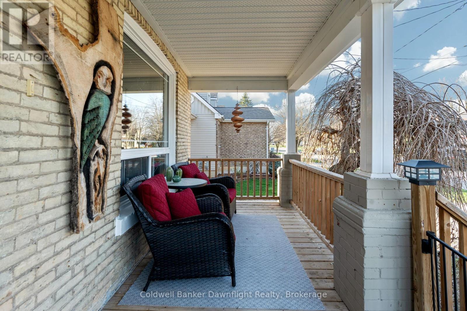 169 Andrew Street Property Photo 5