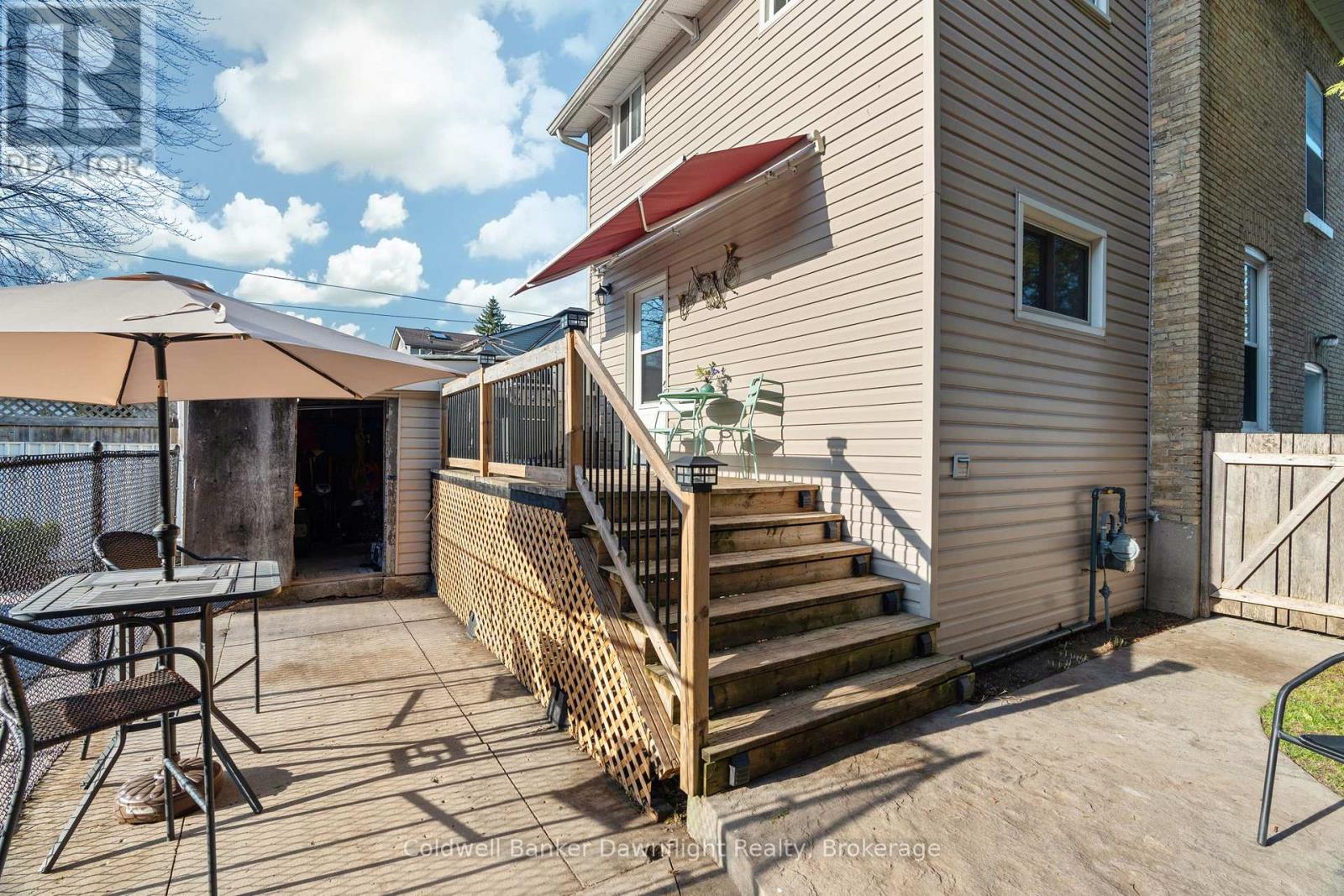 169 Andrew Street Property Photo 37