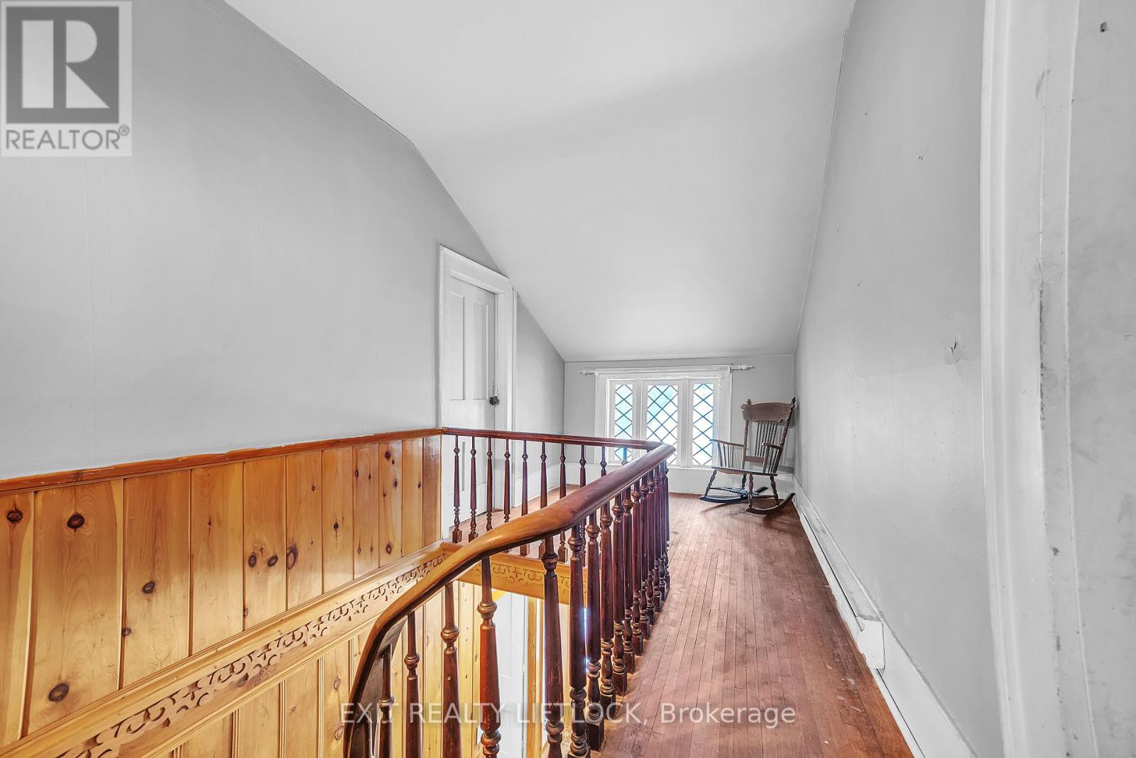 184 St. Lawrence Street E Property Photo 16
