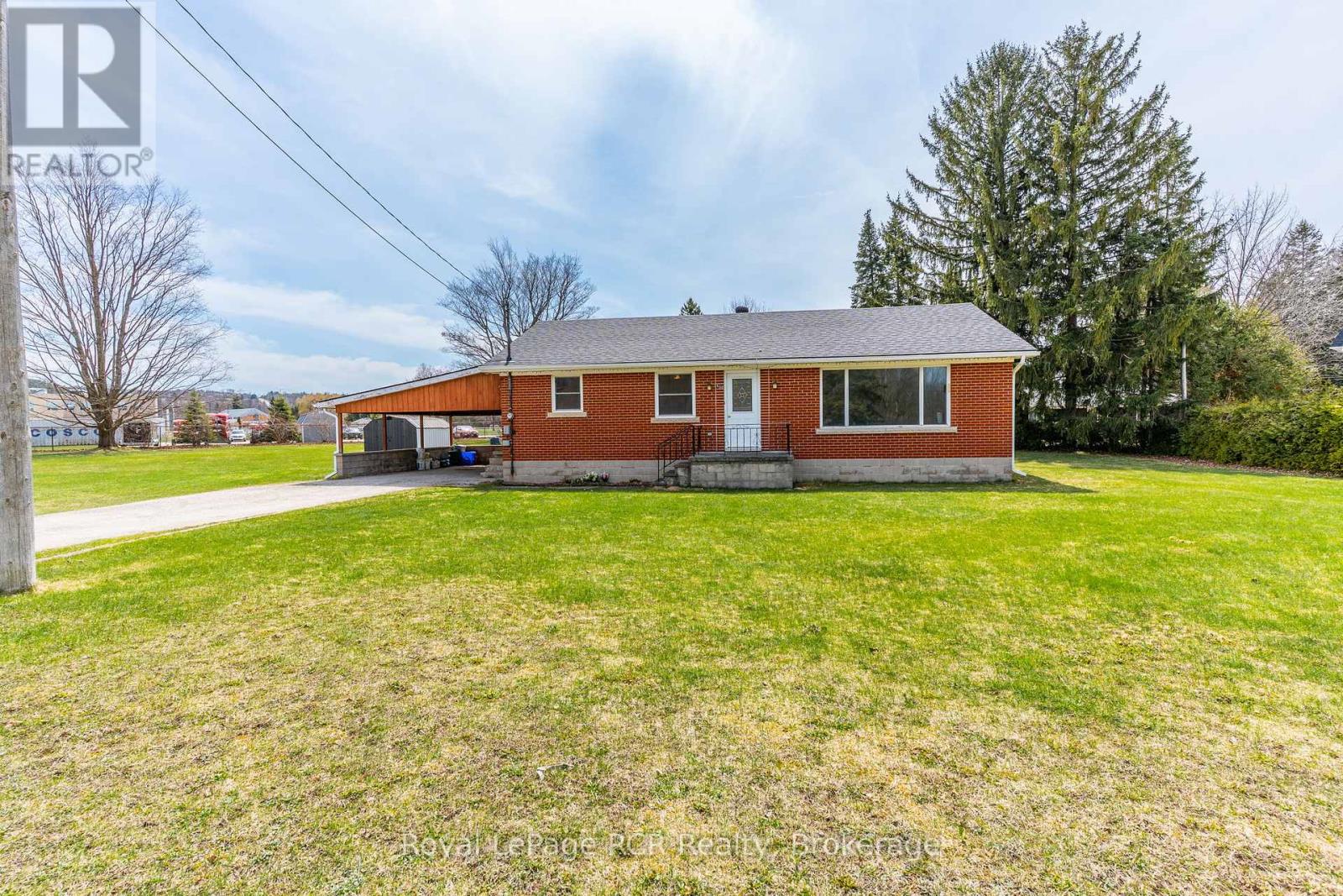 456 Sykes Street S Property Photo 15