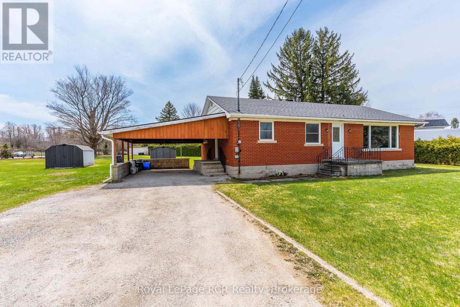 456 Sykes Street S Property Photo 16