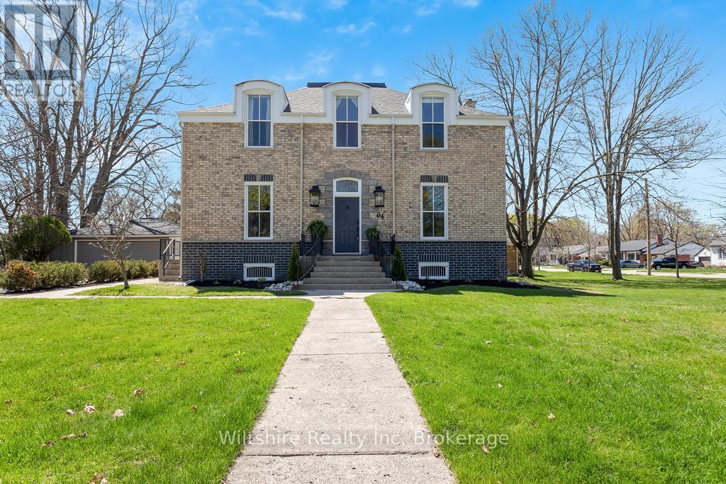 64 South Street W Property Photo 2