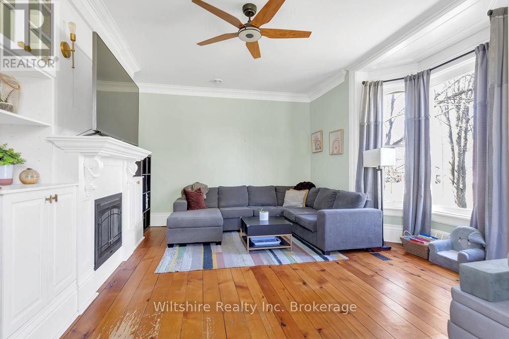 64 South Street W Property Photo 20